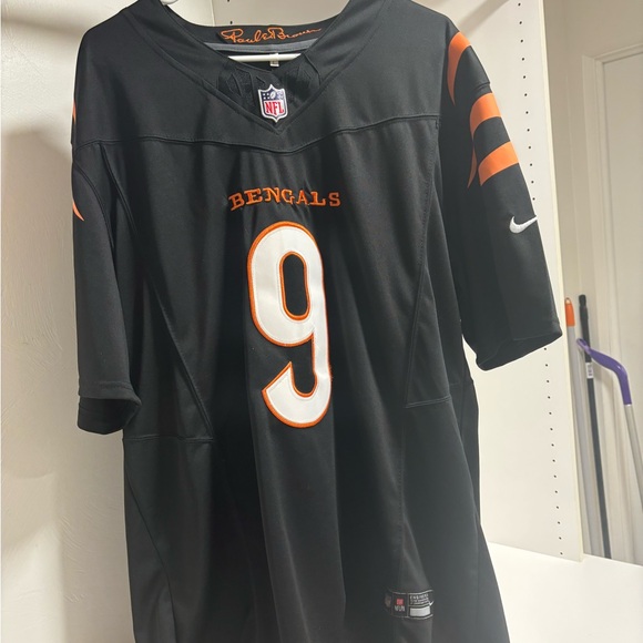 Joe Burrow Cincinnati Bengals jersey - Picture 4 of 4